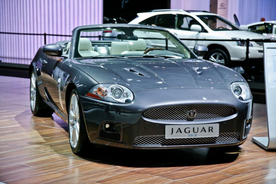  Jaguar XKR Convertible 2007 года  (фото 18 из 52)